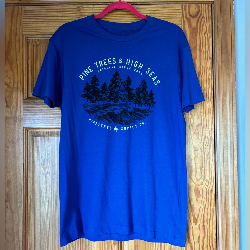 NWT Blue Graphic T-Shirt for Men